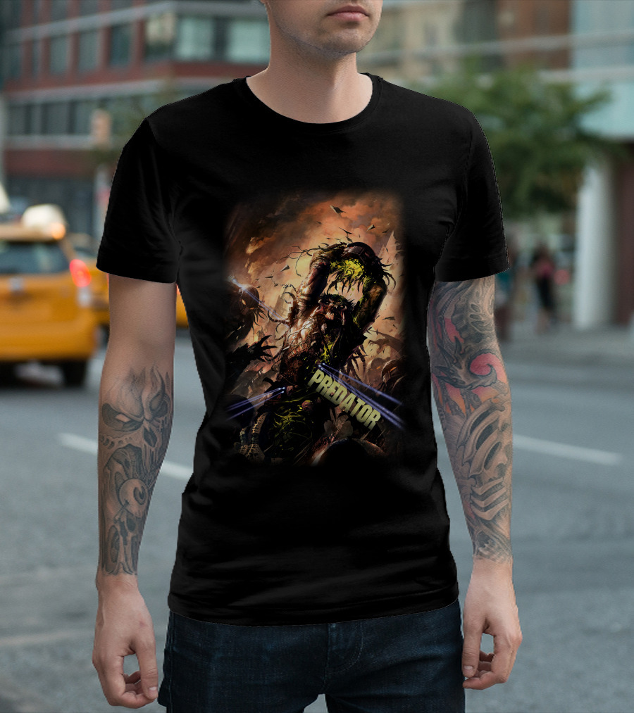 Predator Alien Creature Battle Scene T-Shirt