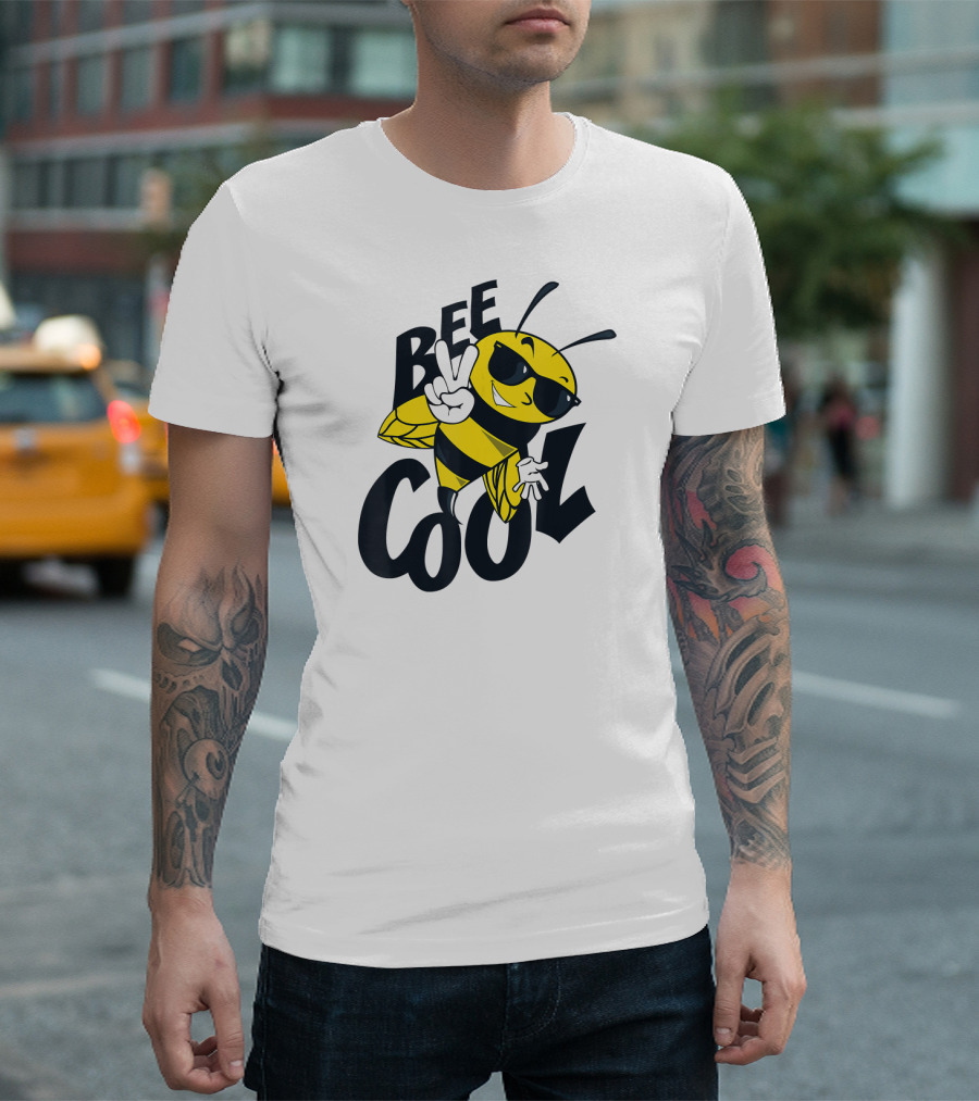 Bee Cool Peace Sign Girls Love Pea T-Shirt