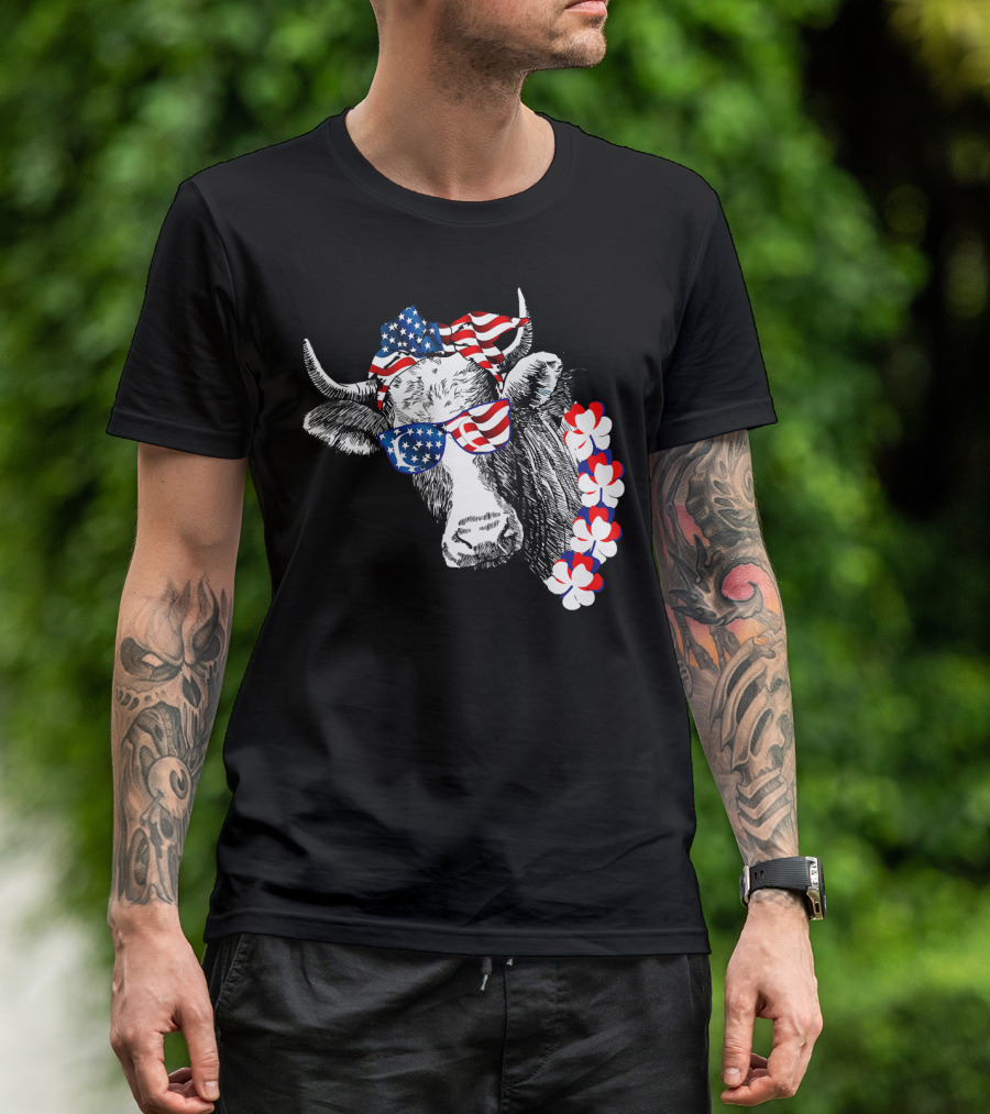 Patriotic Cow 4th Of July American Flag Glasses And Bow With Floral Lei T-Shirt