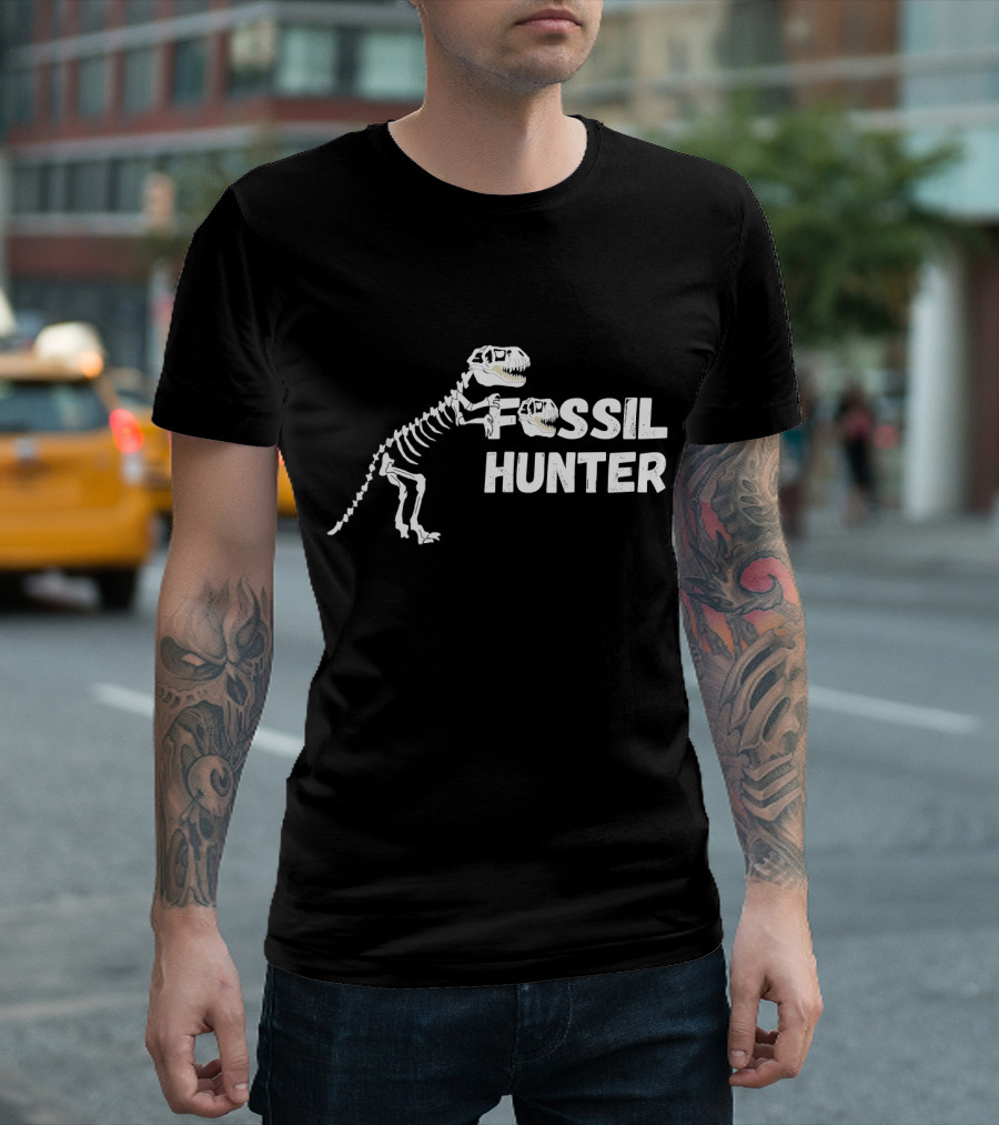 Fossil Hunter Dinosaur Bone Skeleton Discovery T-Shirt