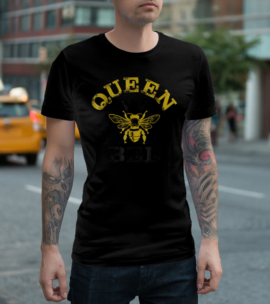 Queen Bee Funny Beekeeping Great T-Shirt
