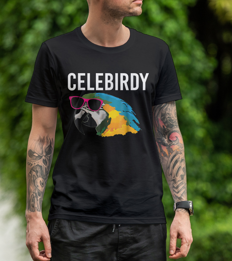 Celebirdy Funny Bird Lover Macaw Parrot Head With Sunglasses T-Shirt