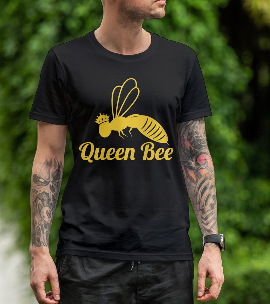 Queen Bee Funny Beekeeper Beekeeping T-Shirt