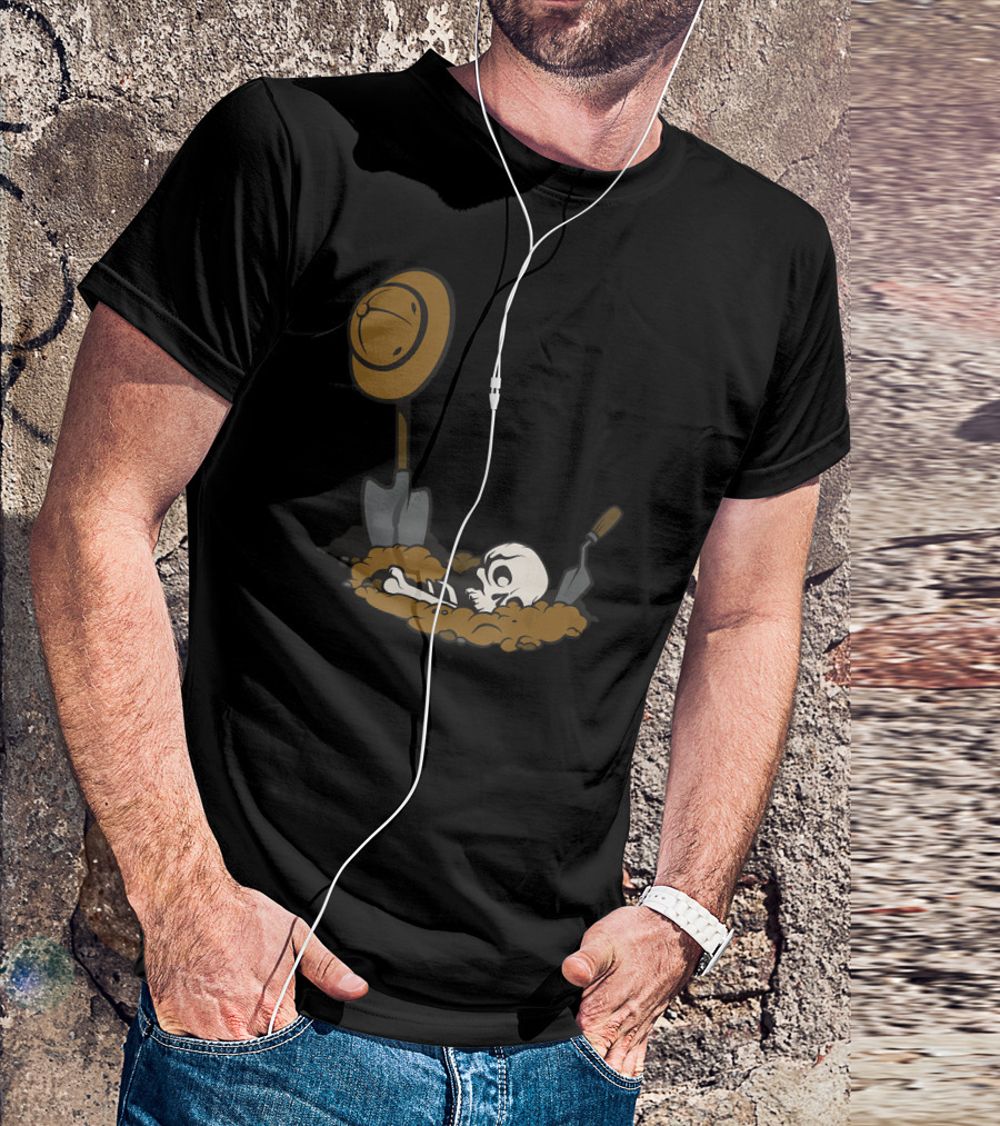 Funny Skull Archaeology Digging Scene T-Shirt