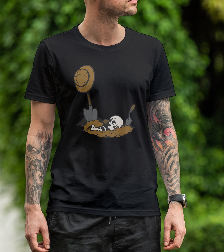 Funny Skull Archaeology Digging Scene T-Shirt