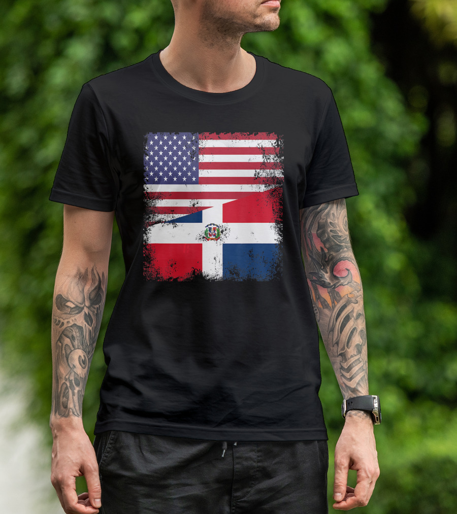 Half Dominican Flag Vintage USA American Dominican Grunge T-Shirt