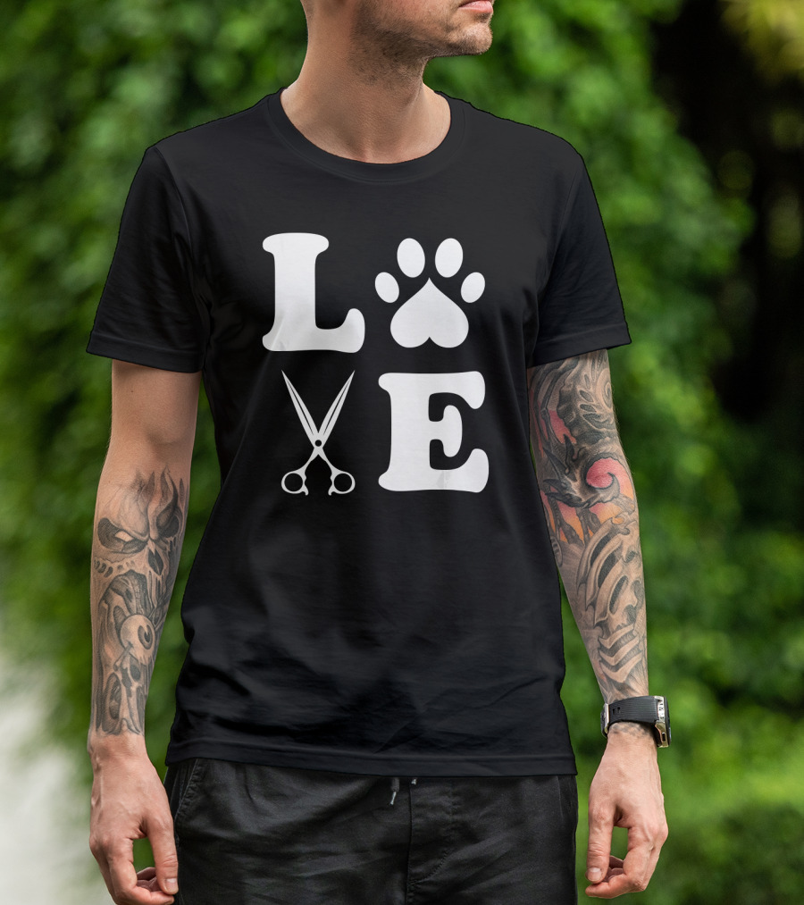 LOVE Dog Grooming With Scissors And Paw Prints T-Shirt