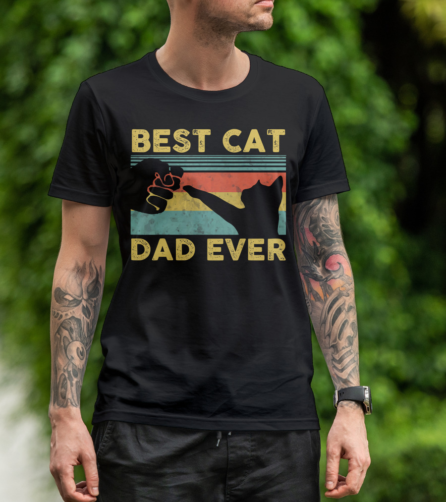 Best Cat Dad Ever Fist Bump Vintage Style Cat Daddy T-Shirt