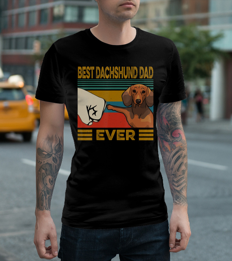 Best Dachshund Dad Ever Fist Bump Retro Stripes T-Shirt