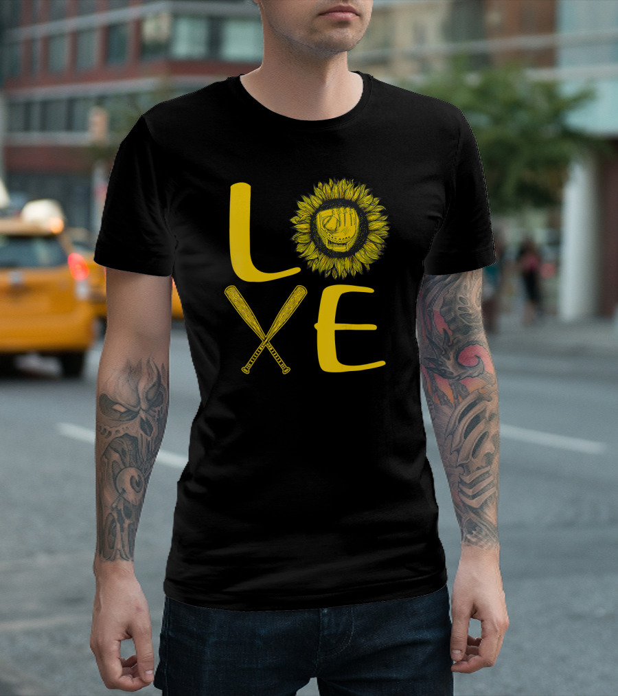 LOVE Baseball Softball Sunflower Vintage Bat T-Shirt