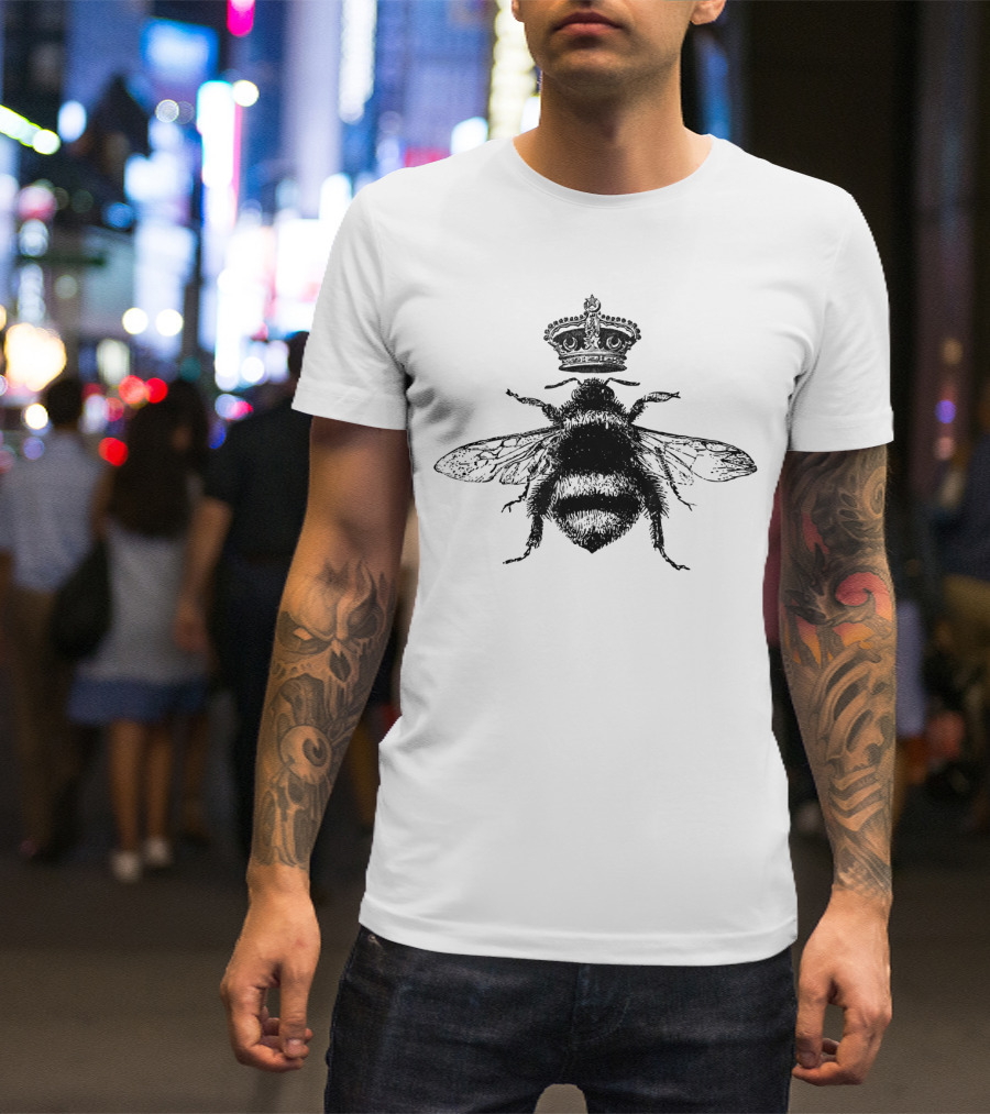 Queen Bee With Royal Crown Stylish Beekeeper T-Shirt