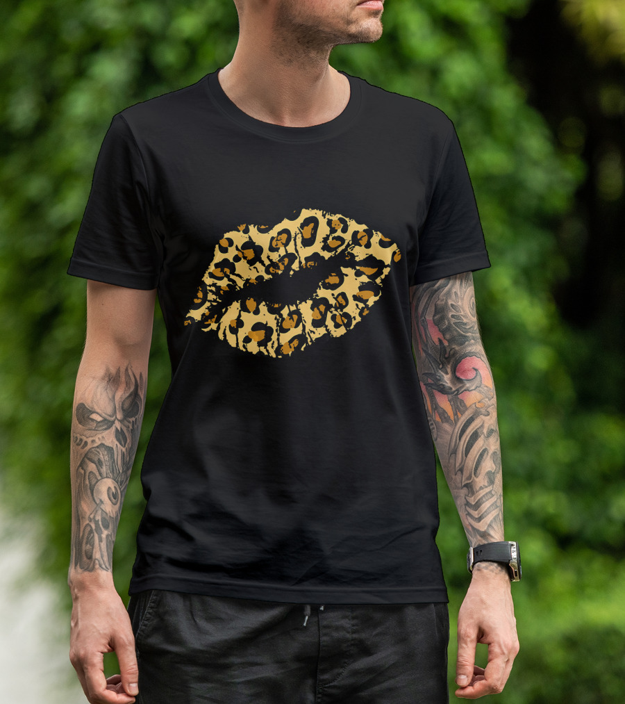 Cheetah Print Lips Funny Cheeth T-Shirt