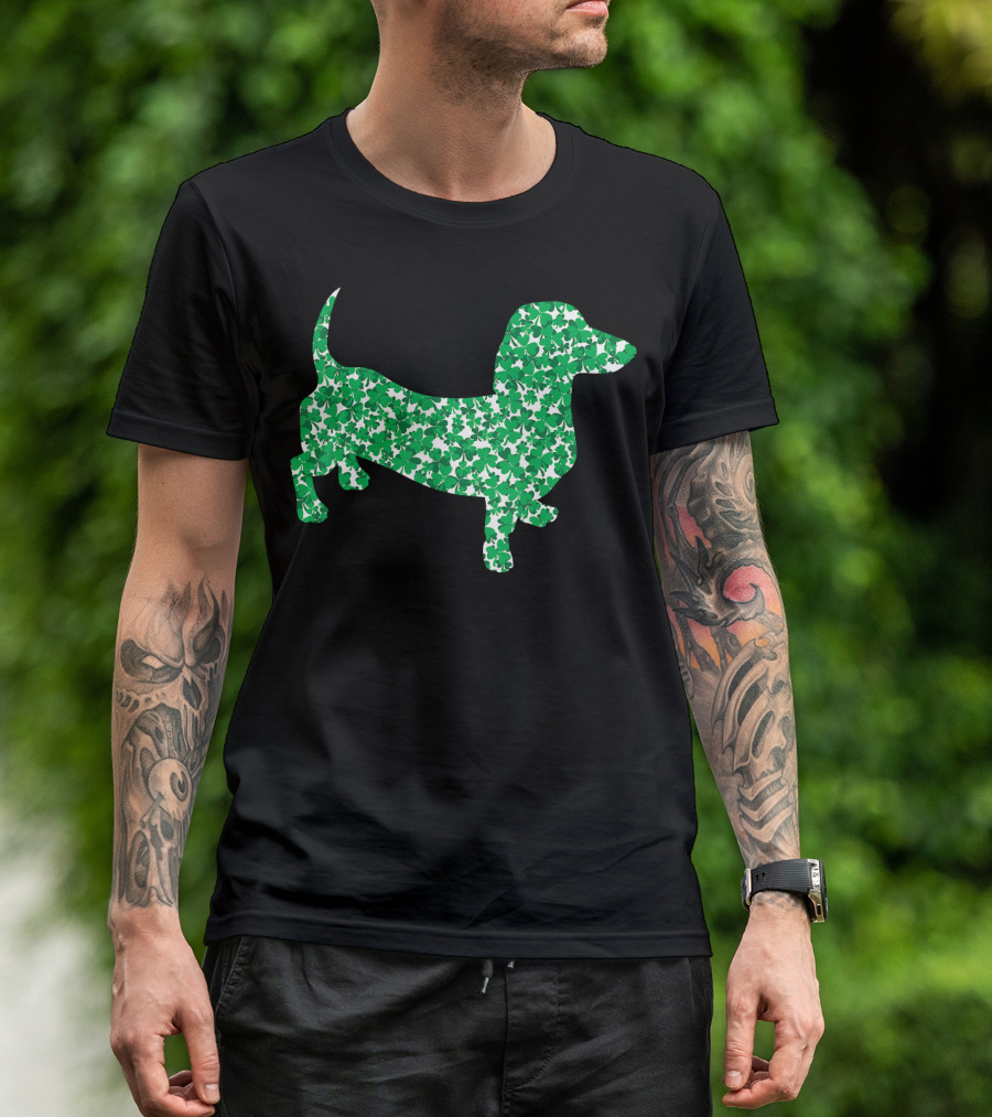 Funny Dachshund Shamrock Pattern St. Patrick's Day T-Shirt