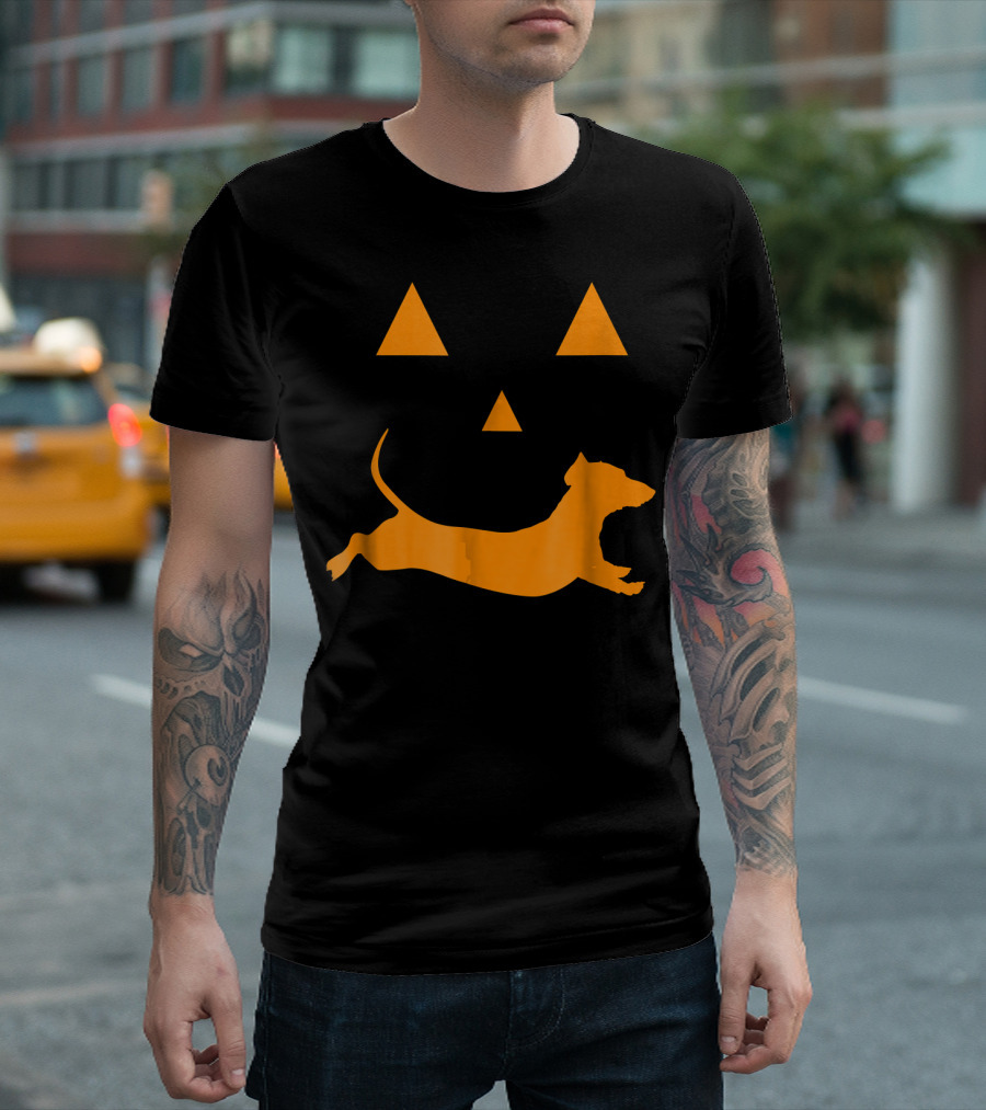 Halloween Pumpkin Dachshund Jack O Lantern Face T-Shirt