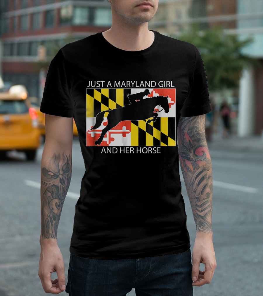 Just a Maryland Girl and Her Horse Maryland Flag Equestrian Horse T-Shirt