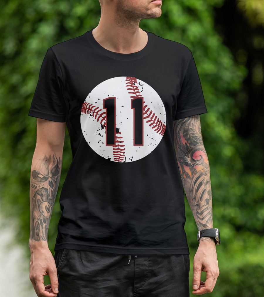 Vintage Baseball Number 11 Cool Softball Circle T-Shirt