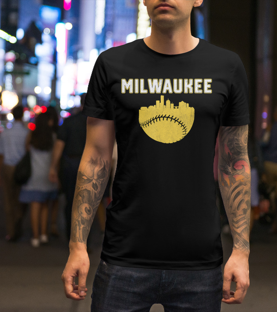 Milwaukee Wisconsin Cityscape Vintage Baseball Skyline T-Shirt