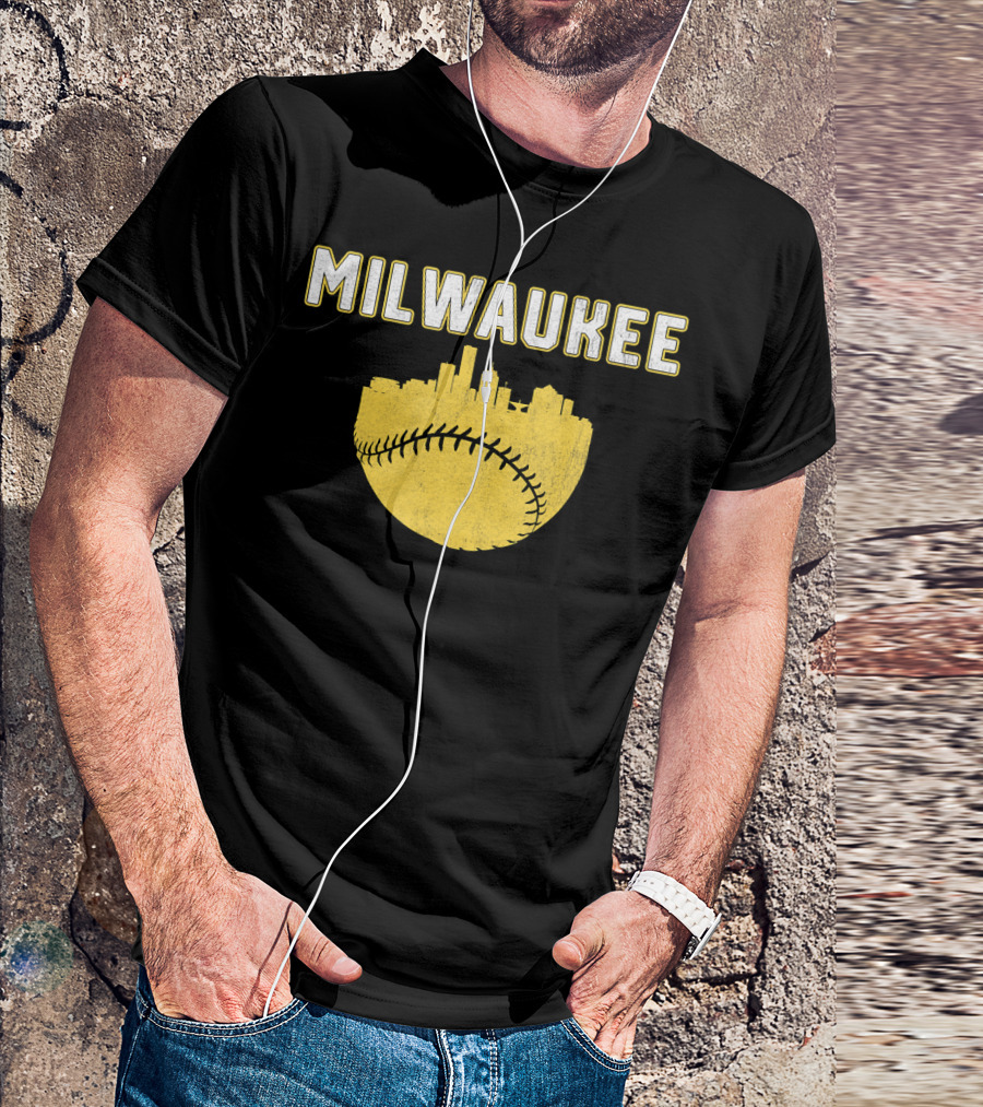 Milwaukee Wisconsin Cityscape Vintage Baseball Skyline T-Shirt
