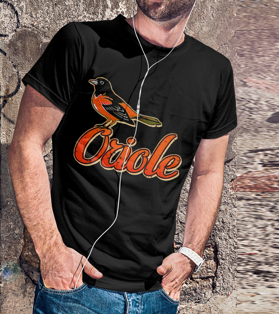 Vintage Oriole Bird Script Text Amazing Bird T-Shirt