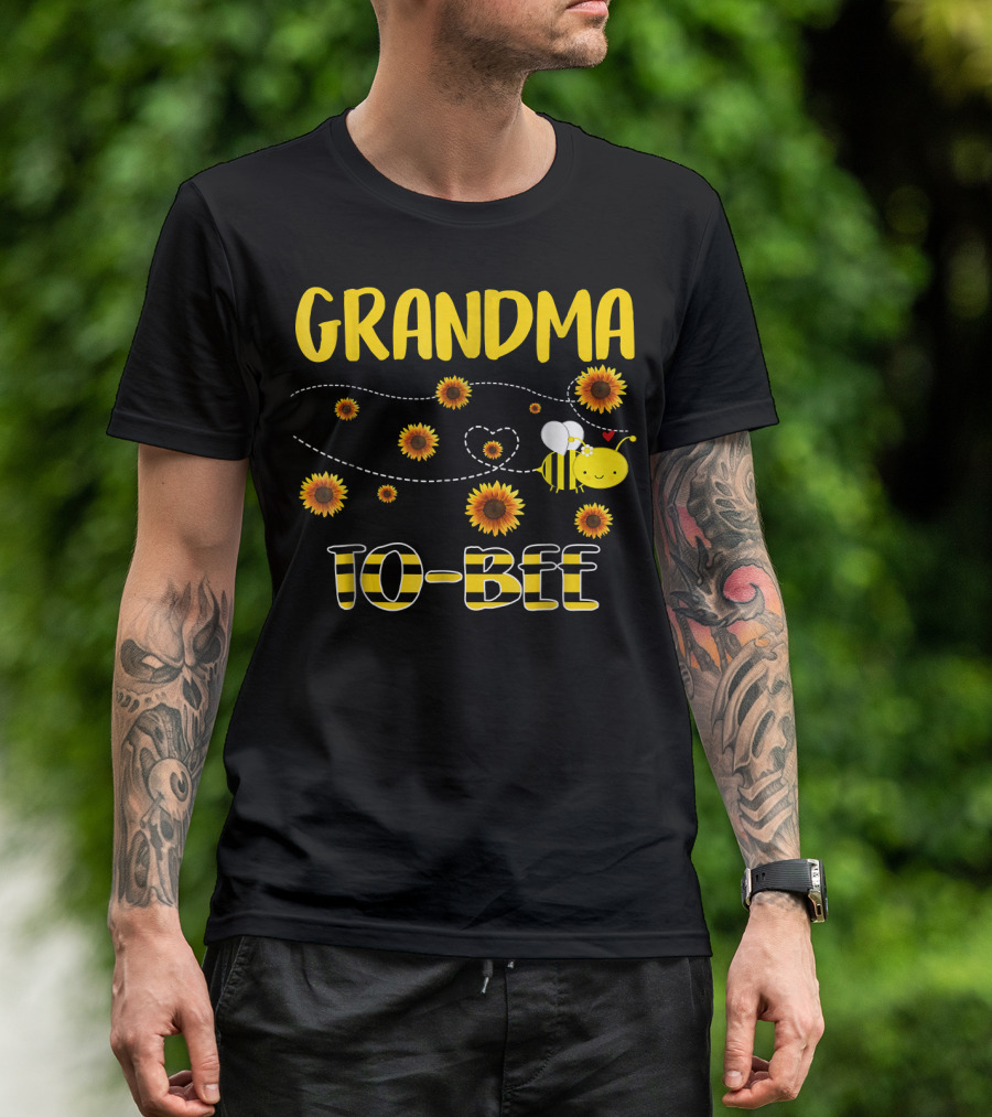 GRANDMA TO BEE Sunflowers And Bee T-Shirt