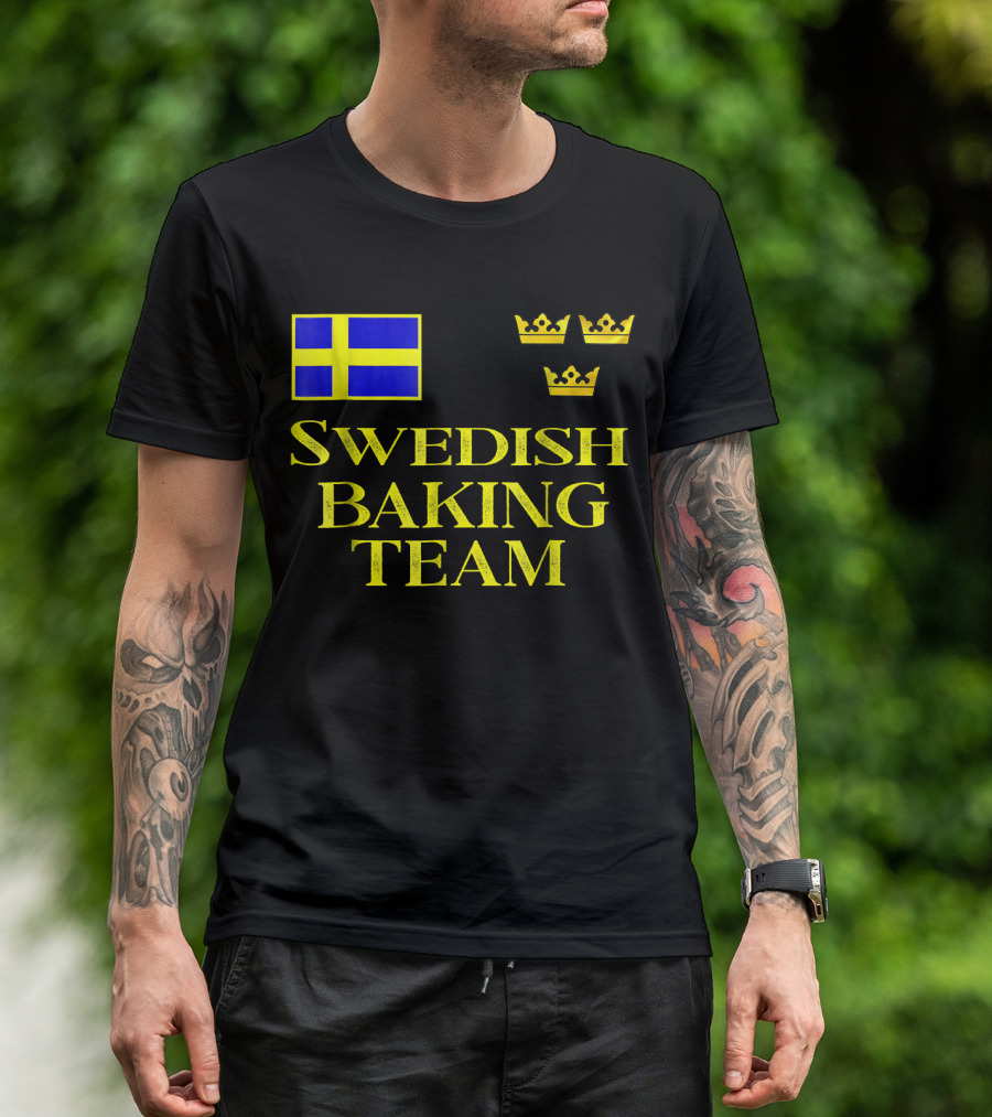 Swedish Baking Team Christmas Cookies Swedish Flag And Three Crowns T-Shirt