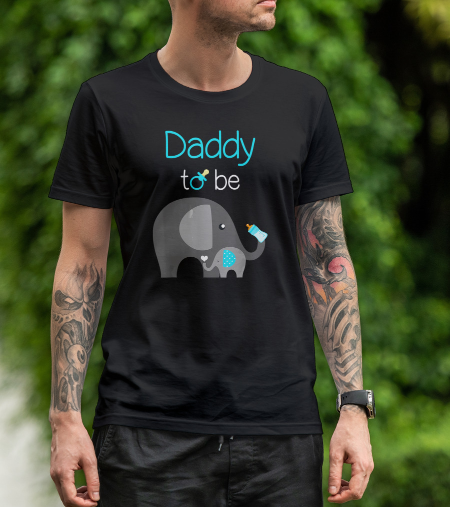 Daddy To Be Elephant Baby Shower With Baby Bottle And Pacifier T-Shirt