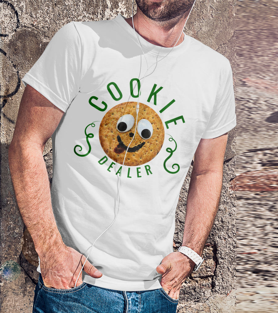 Cookie Dealer Smiling Biscuit Face T-Shirt