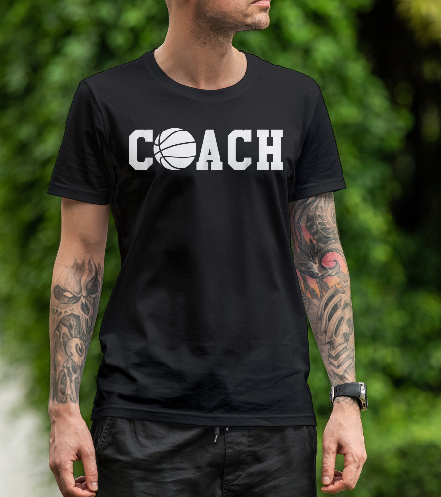 Basketball Coach Bold Text With Basketball Graphic O T-Shirt