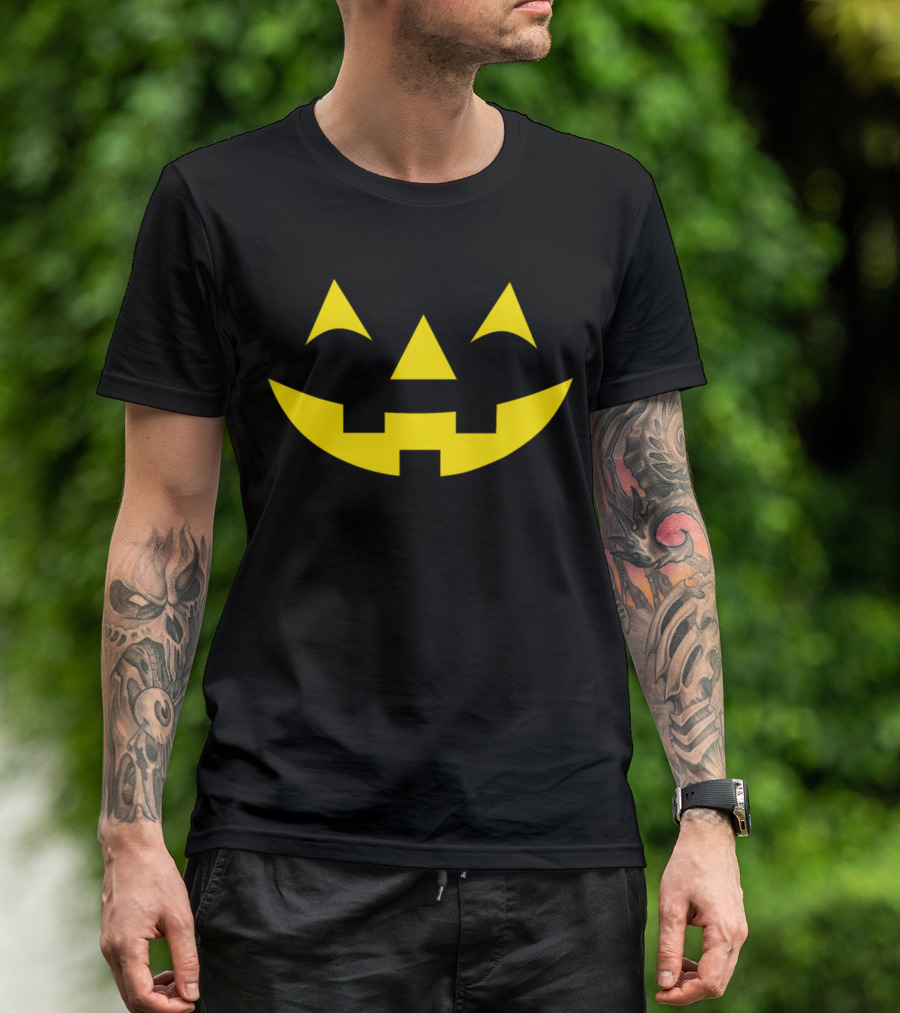 Cute Pumpkin Smiling Jack O'Lantern Face T-Shirt