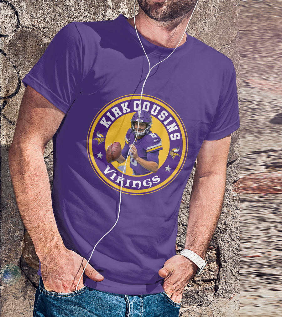 Kirk Cousins Minnesota Vikings Football Quarterback NFL Logo Circle T-Shirt