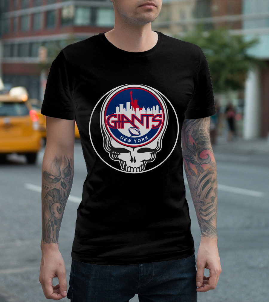New York Giants GD Skull Logo Statue of Liberty Skyline Football T-Shirt