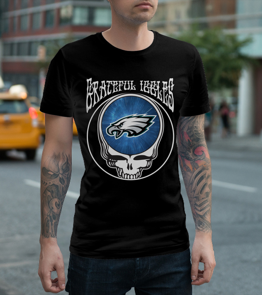 Grateful Iggles Eagle Skull Badge T-Shirt