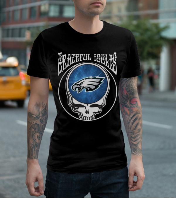 Grateful Iggles Eagle Skull Badge T-Shirt