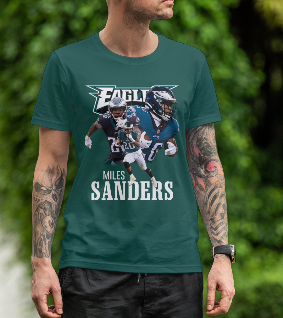 Eagles MS26 Running Back Action Play T-Shirt