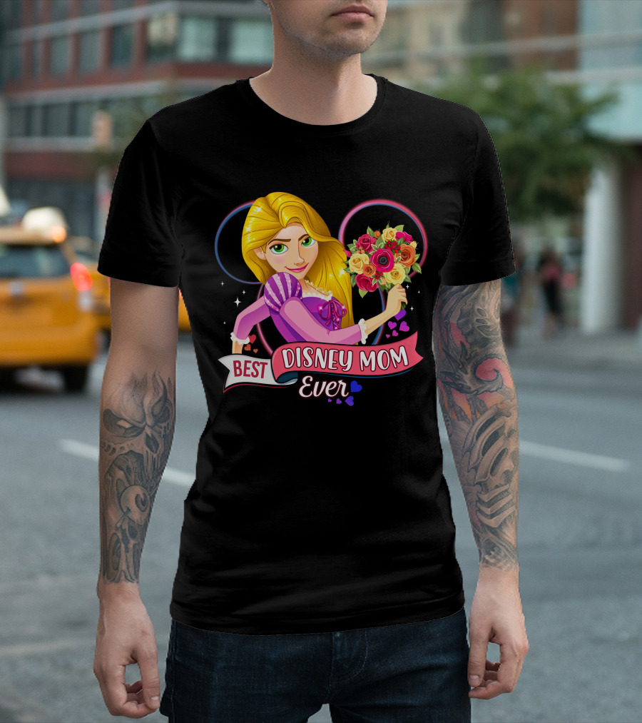 Best Disney Mom Ever Disney Rapunzel Holding Bouquet T-Shirt