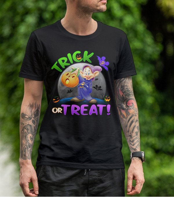 Trick Or Treat Dopey Halloween Disney Character With Pumpkin And Bat T-Shirt