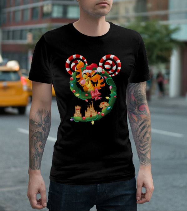 Tigger Disney Christmas Wreath Mickey Ears Holiday Castle Gingerbread Cookies T-Shirt