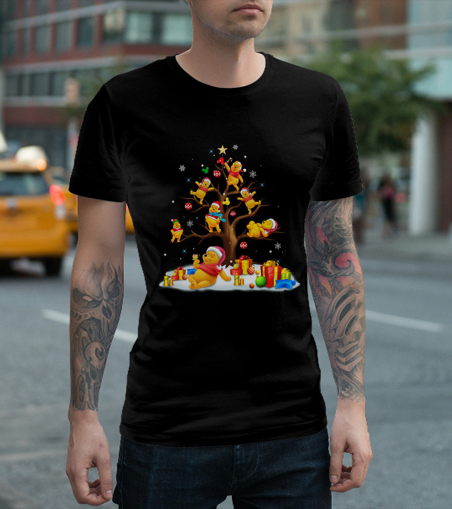 Pooh Bear Christmas Tree With Santa Hat And Presents T-Shirt