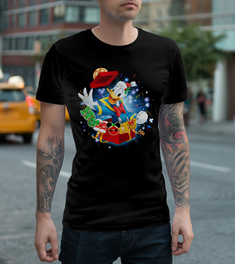 Donald Duck Christmas Magic Holiday Surprise T-Shirt