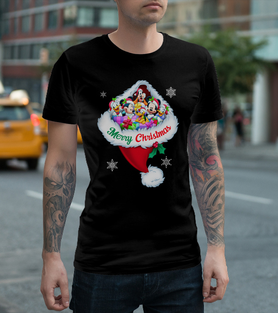Mickey & Friends Merry Christmas Santa Hat T-Shirt
