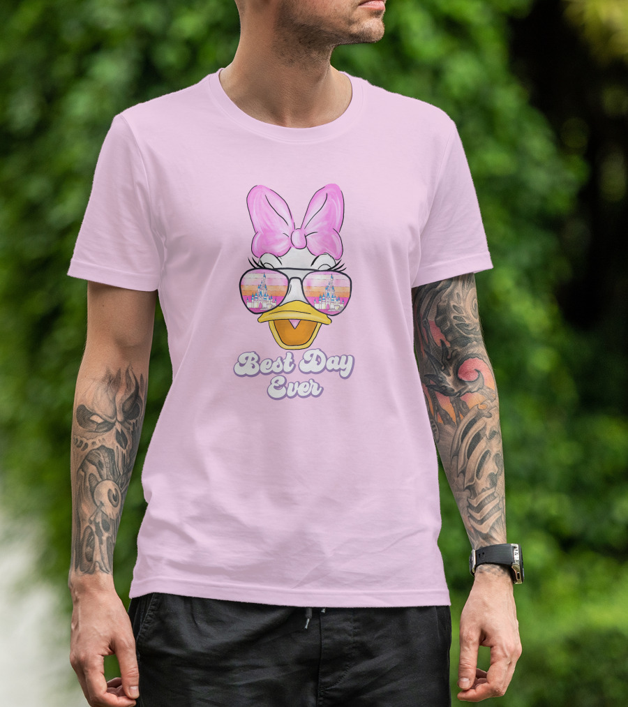 Best Day Ever Daisy Duck Disney Castle Reflection T-Shirt