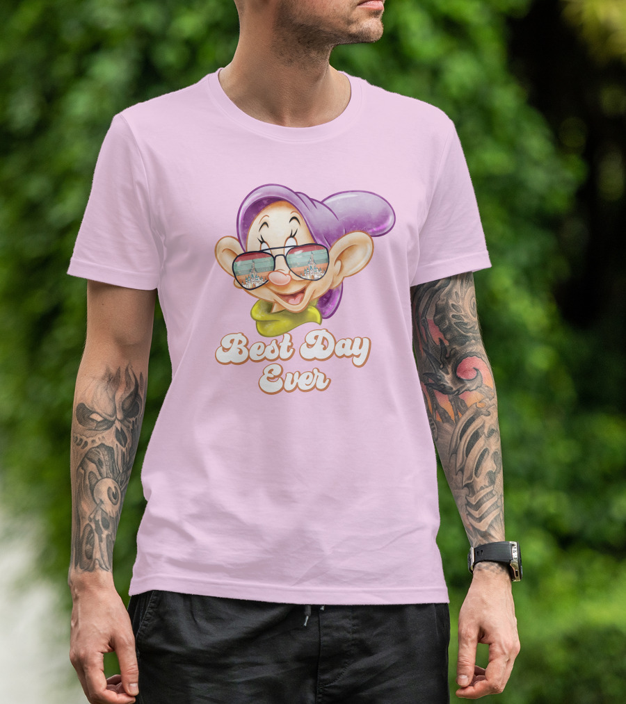 Best Day Ever Dopey Sunglasses Castle T-Shirt