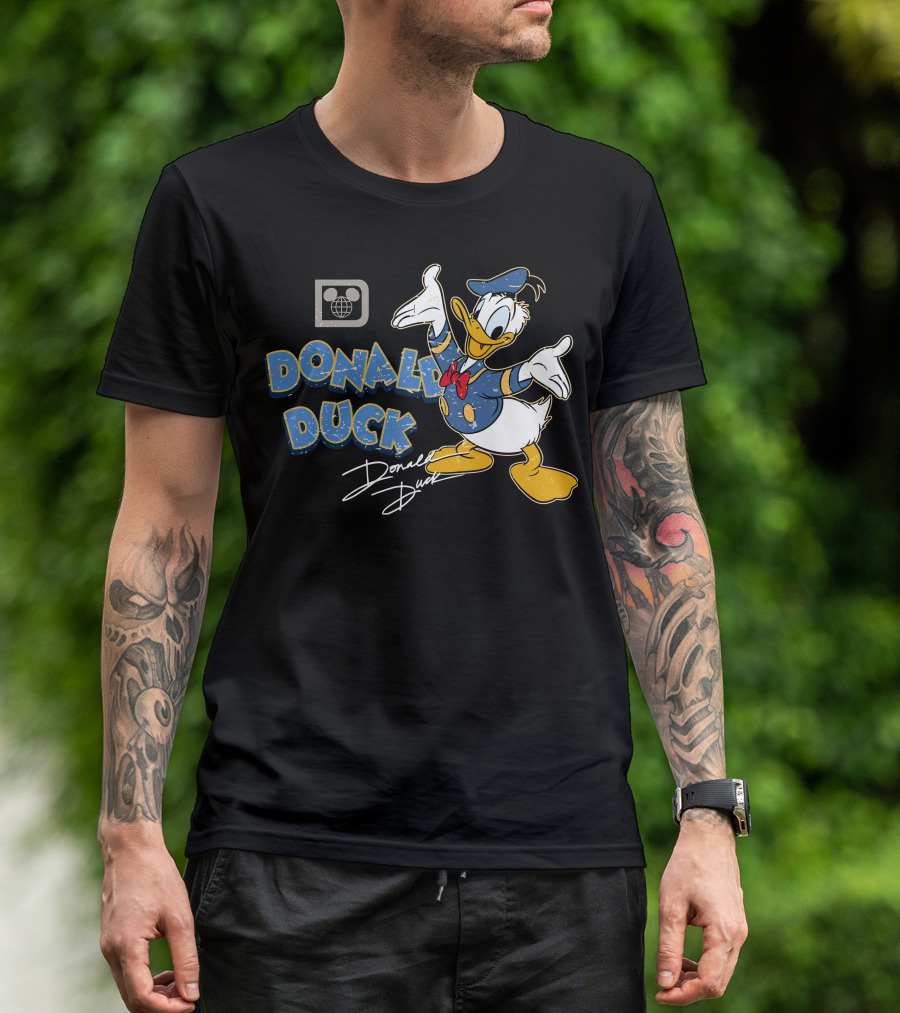 Donald Duck Retro Style Disney Character T-Shirt