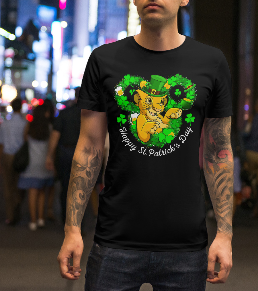 Simba Happy St. Patrick's Day With Shamrock And Green Hat T-Shirt