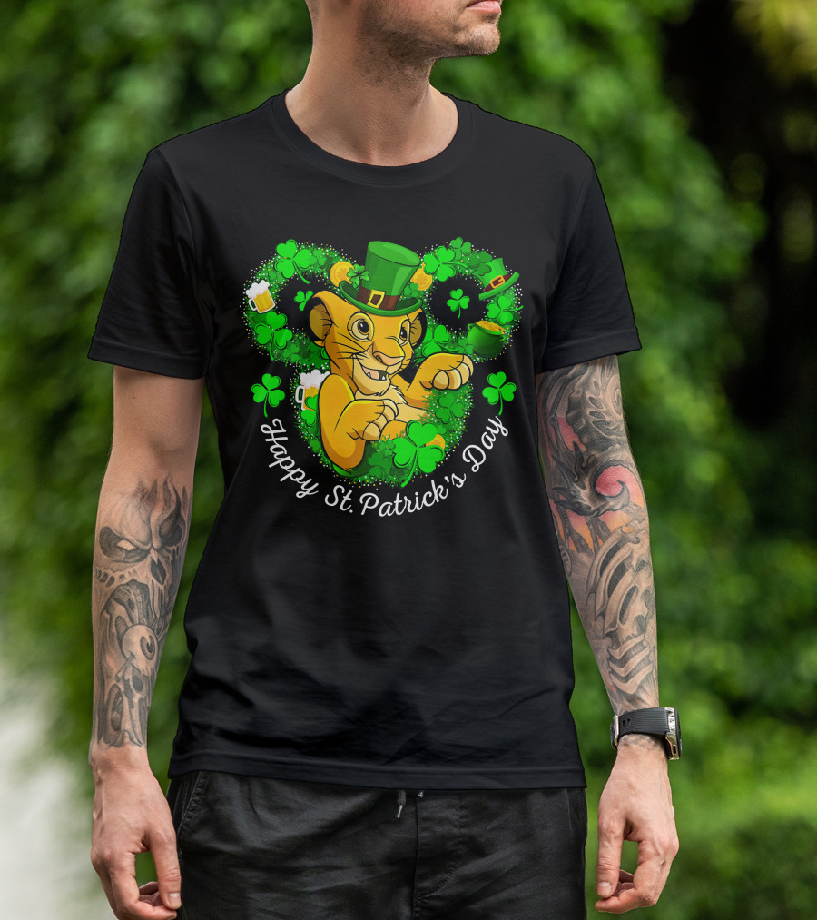 Simba Happy St. Patrick's Day With Shamrock And Green Hat T-Shirt