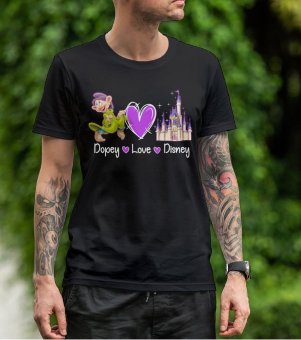 Dopey Love Disney Castle Magic T-Shirt