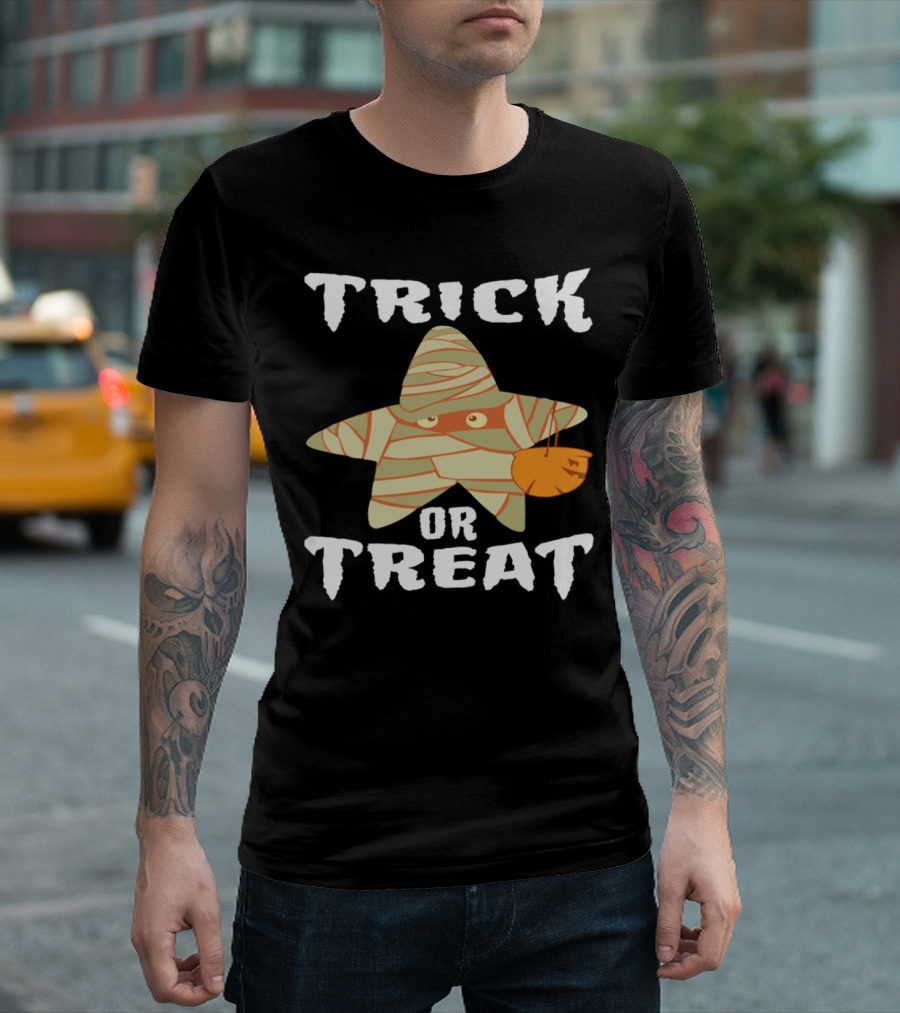 Trick Or Treat Mummy Star With Pumpkin T-Shirt