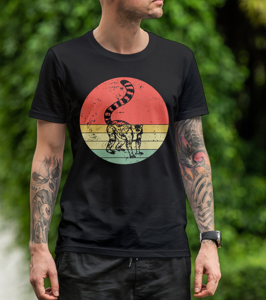 Retro Vintage Lemur Animal Circle T-Shirt