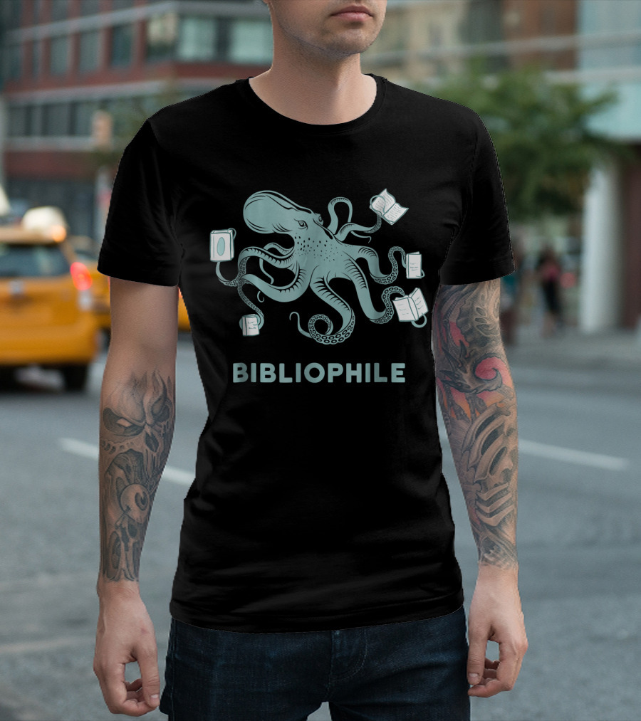 Octopus Bibliophile Book Lover T-Shirt