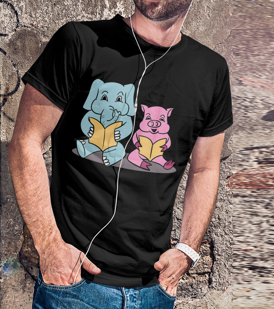 Elephant And Pig Reading Friends Lovely Books T-Shirt